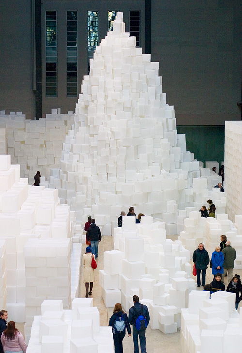 Rachel Whiteread: Embankment